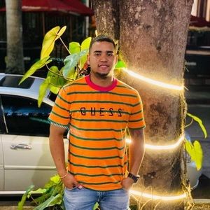 Meet your Posher, Andrés